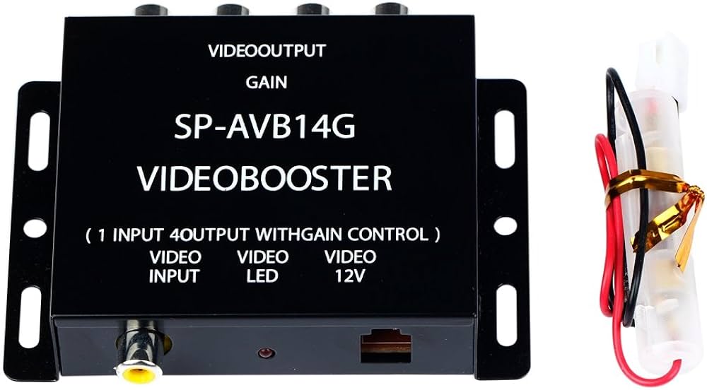 Video amplifier with level adjustment control (RCA) 1 in 4 out