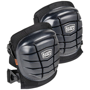 Lightweight Gel Kneepads have slip resistant rubber caps to grip kneeling surface for enhanced stability and balance. Gel and EVA foam cushions the knee to help disperse pressure while kneeling and reducing wearer fatigue. Straps cinch tight for a comfortable, snug fit.